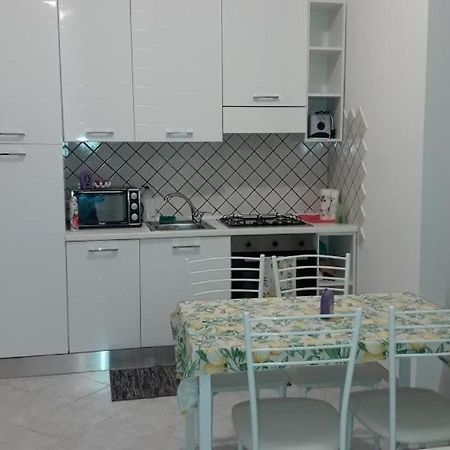 Apartament Marilyn House Desenzano del Garda Zewnętrze zdjęcie