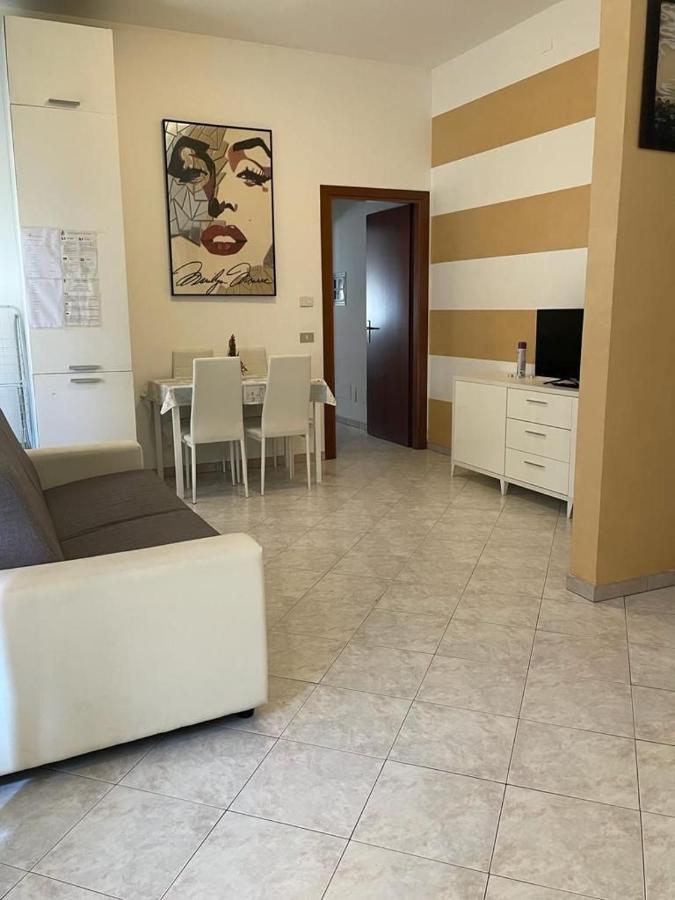 Apartament Marilyn House Desenzano del Garda Zewnętrze zdjęcie